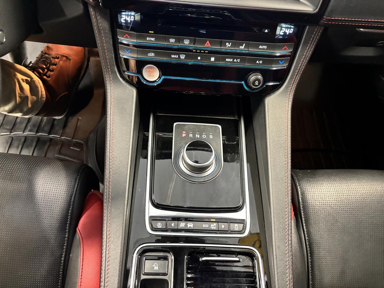2018 Jaguar F-PACE S ~NO ACCIDENTS~CERTIFIED~ Photo