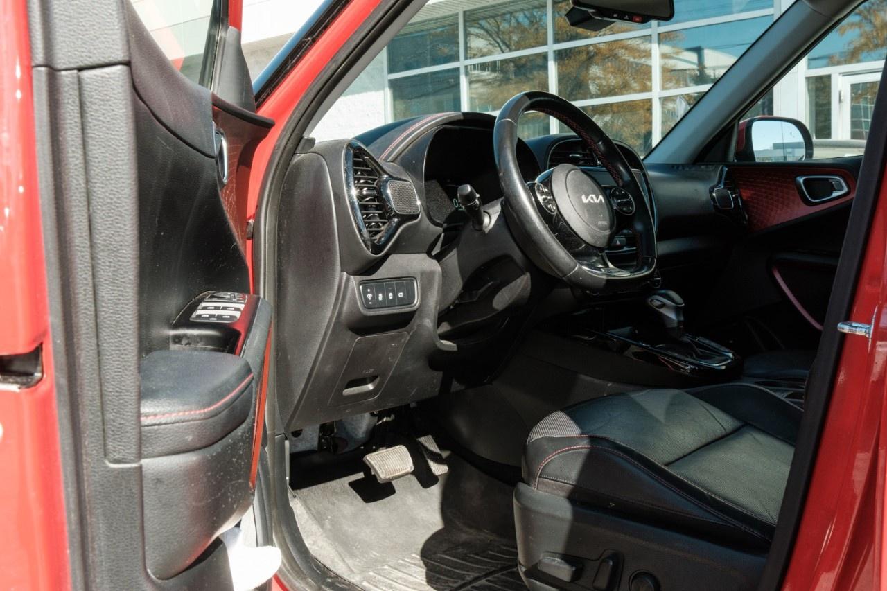 2023 Kia Soul GT-LINE Limited IVT Photo