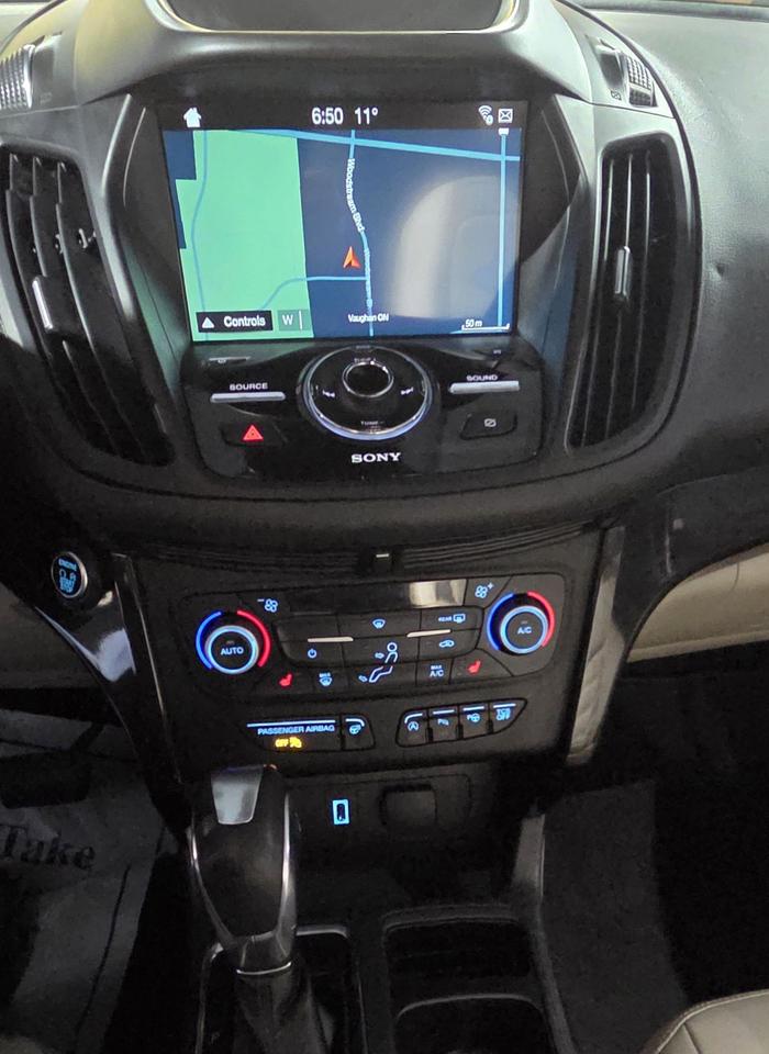 2019 Ford Escape Titanium Photo