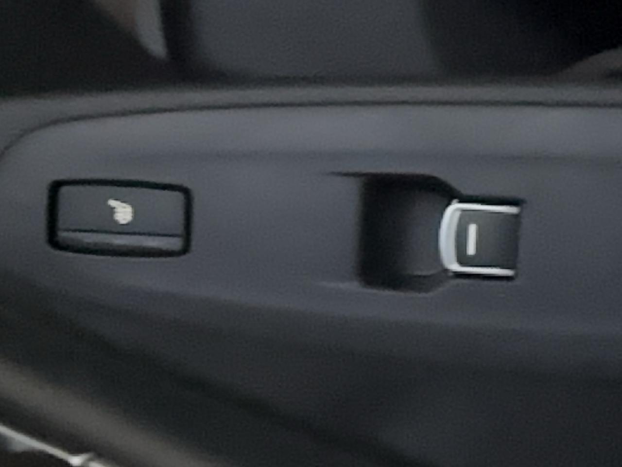 2019 Honda Accord Touring - Photo #9
