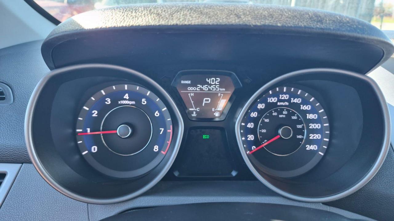 2013 Hyundai Elantra GL, SEDAN, 4 CYL, GREAT ON FUEL, AUTO, CERT Photo