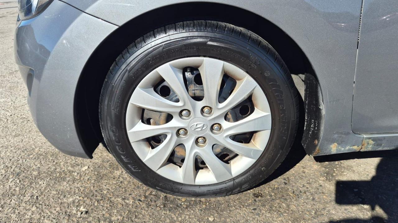 2013 Hyundai Elantra GL, SEDAN, 4 CYL, GREAT ON FUEL, AUTO, CERT Photo