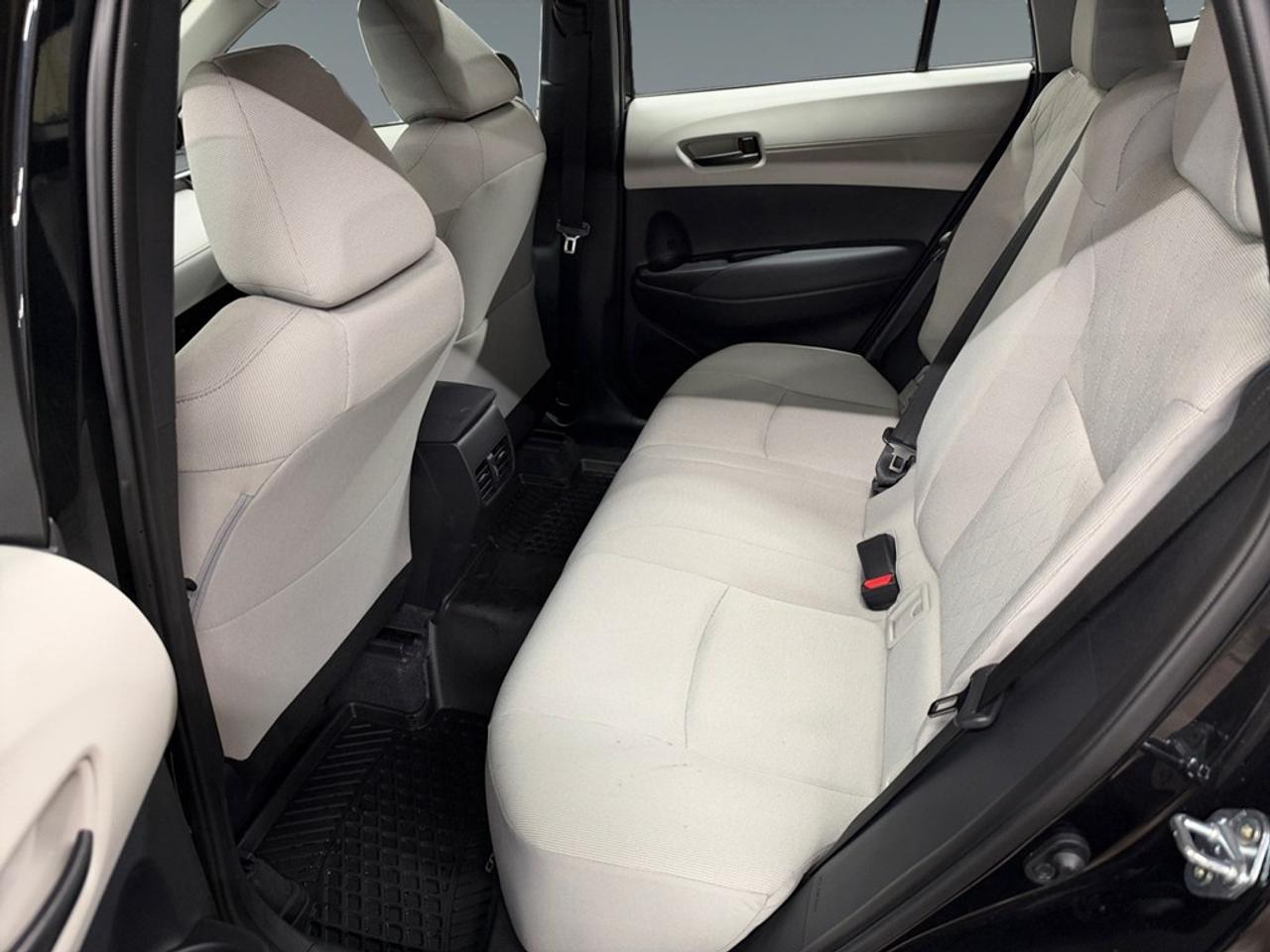 2025 Toyota Corolla Cross L AWD Photo