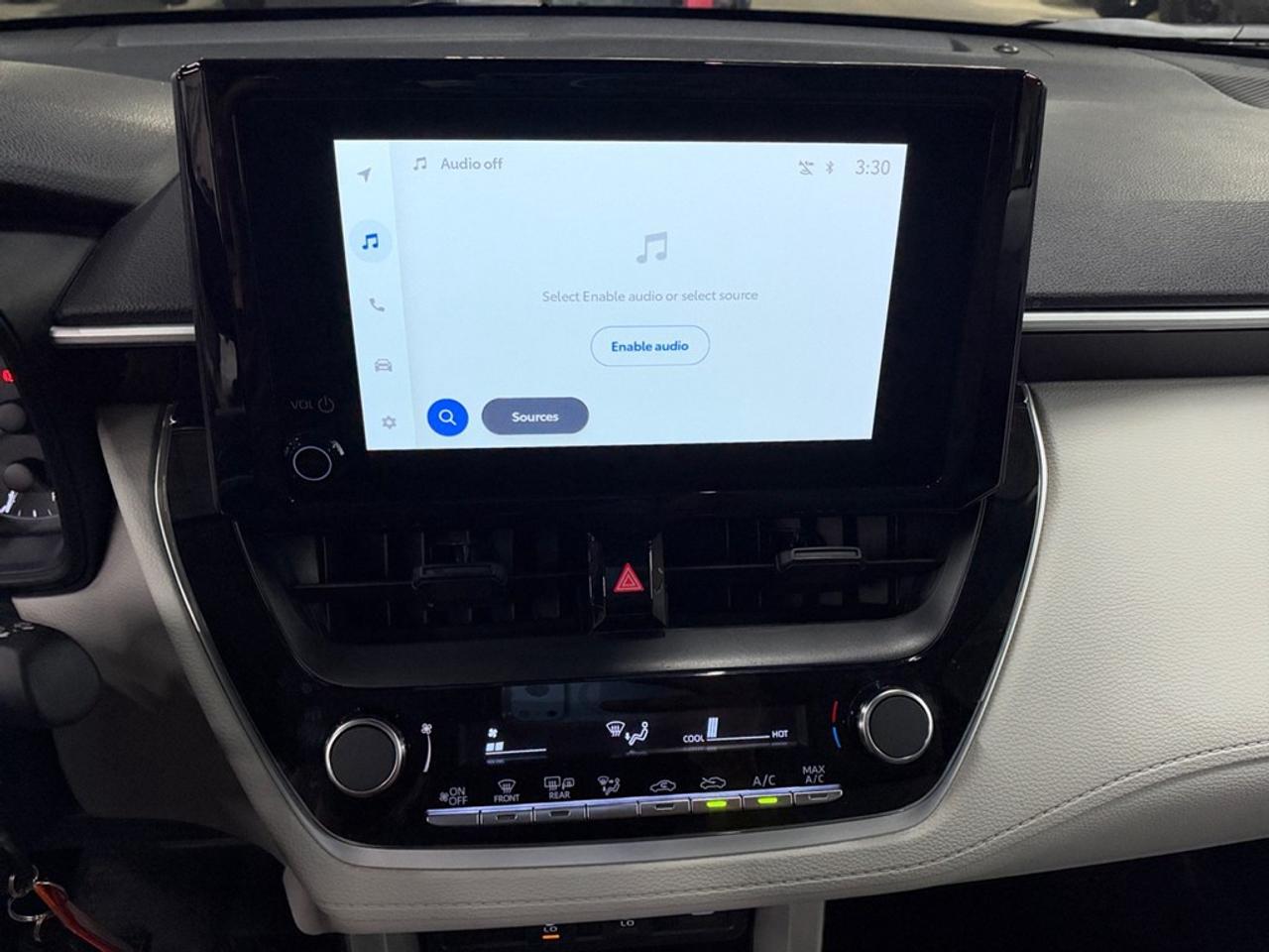 2025 Toyota Corolla Cross L AWD Photo
