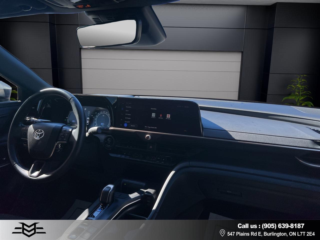 2023 Toyota Crown XLE AWD - Blind Spot Monitor - Reverse Camera !!! Photo