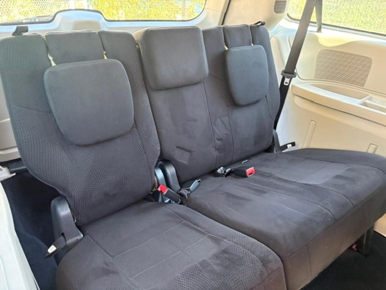 2013 Dodge Grand Caravan SE ONLY 77,000KM-1 OWNER-FIRE CHIEFS VAN-CERTIFIED-NO ACCIDENTS Photo