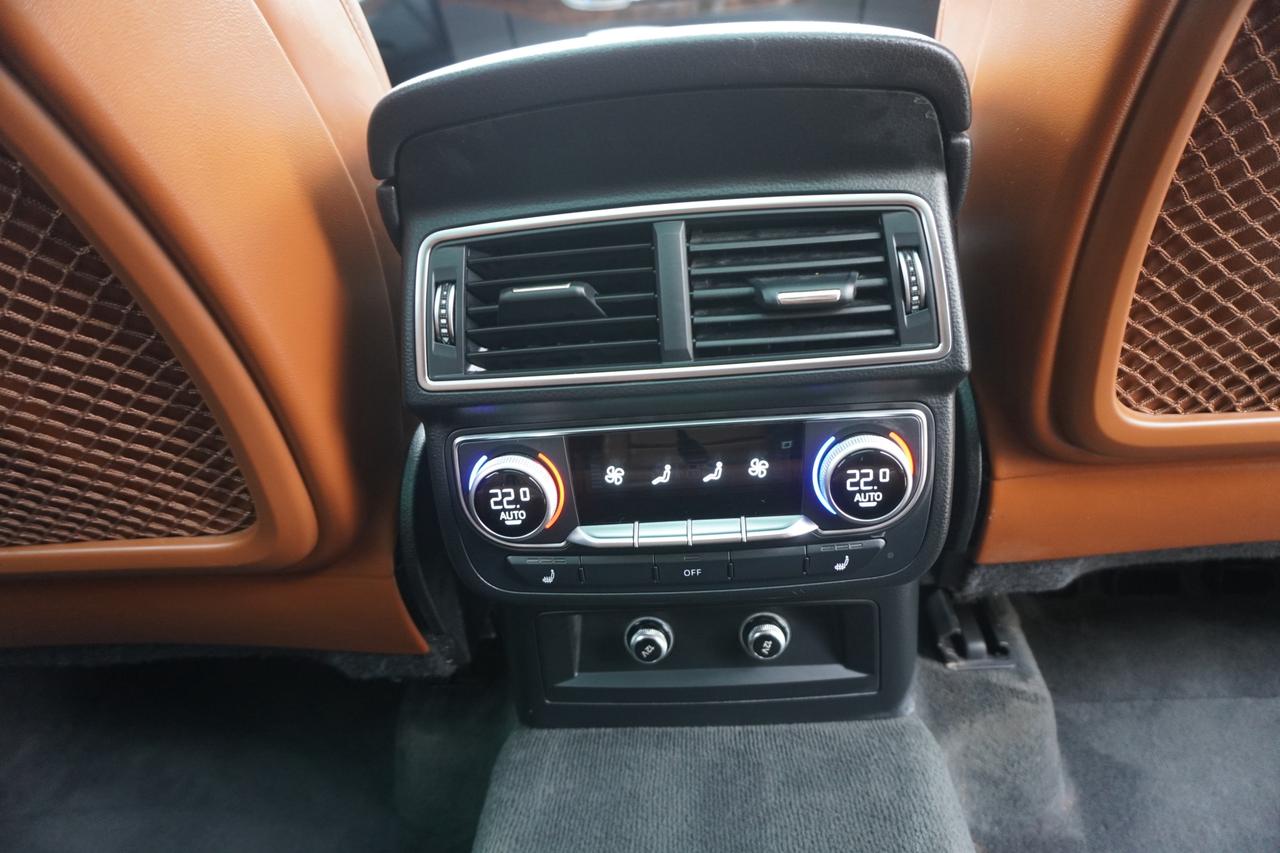 2018 Audi Q7 ONE OWNER / NO ACCIDENTS / TECHNIK / VERY CLEAN / LUXURIOUS Photo