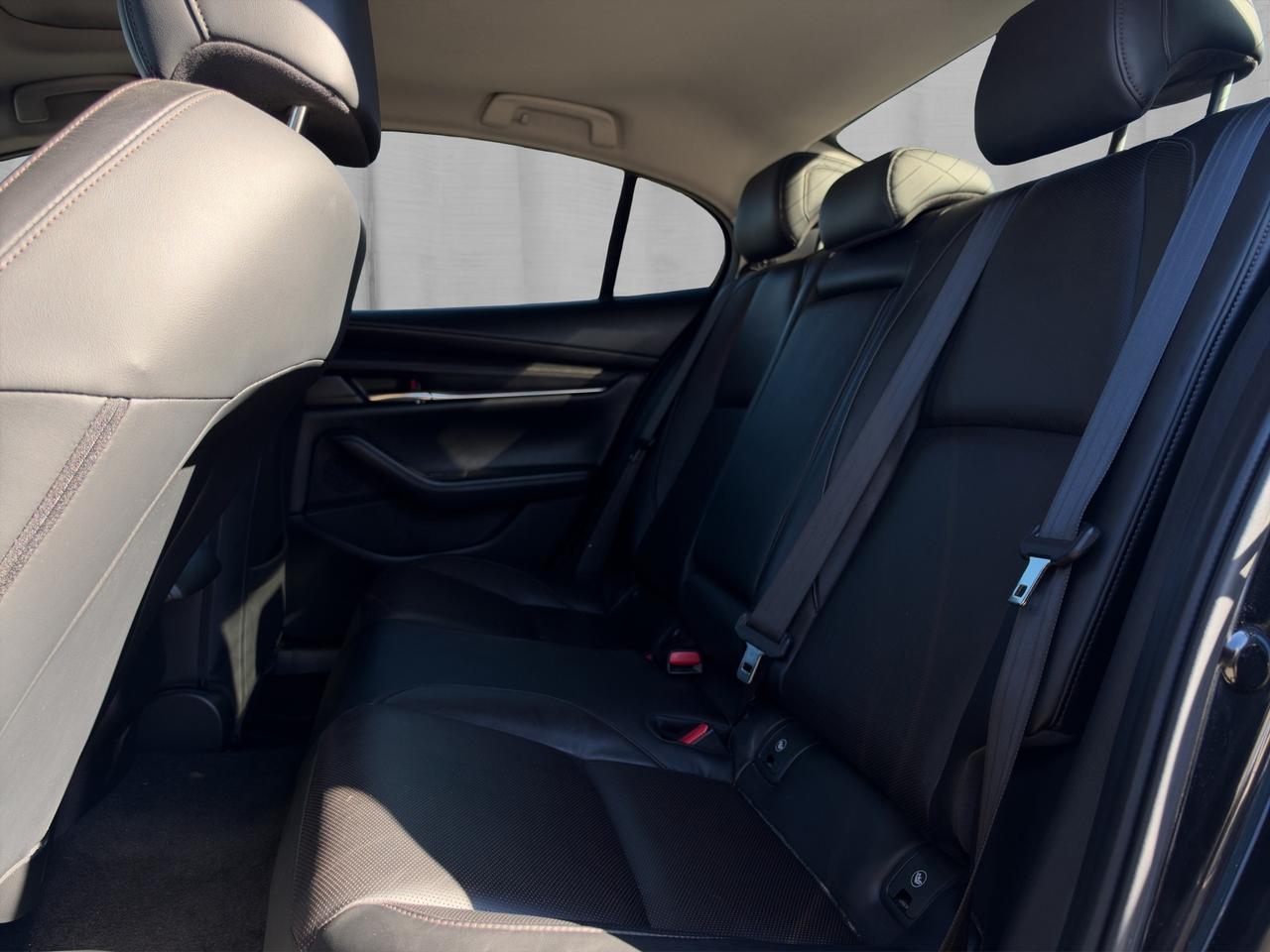 2021 Mazda MAZDA3 GT Auto i-ACTIV AWD Photo
