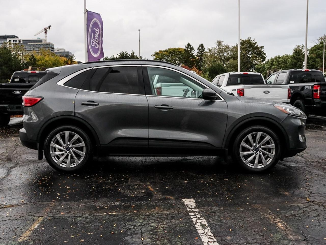 2022 Ford Escape Titanium | AWD | 2.0L | NAV |ELITE PKG |ROOF | TOW Photo