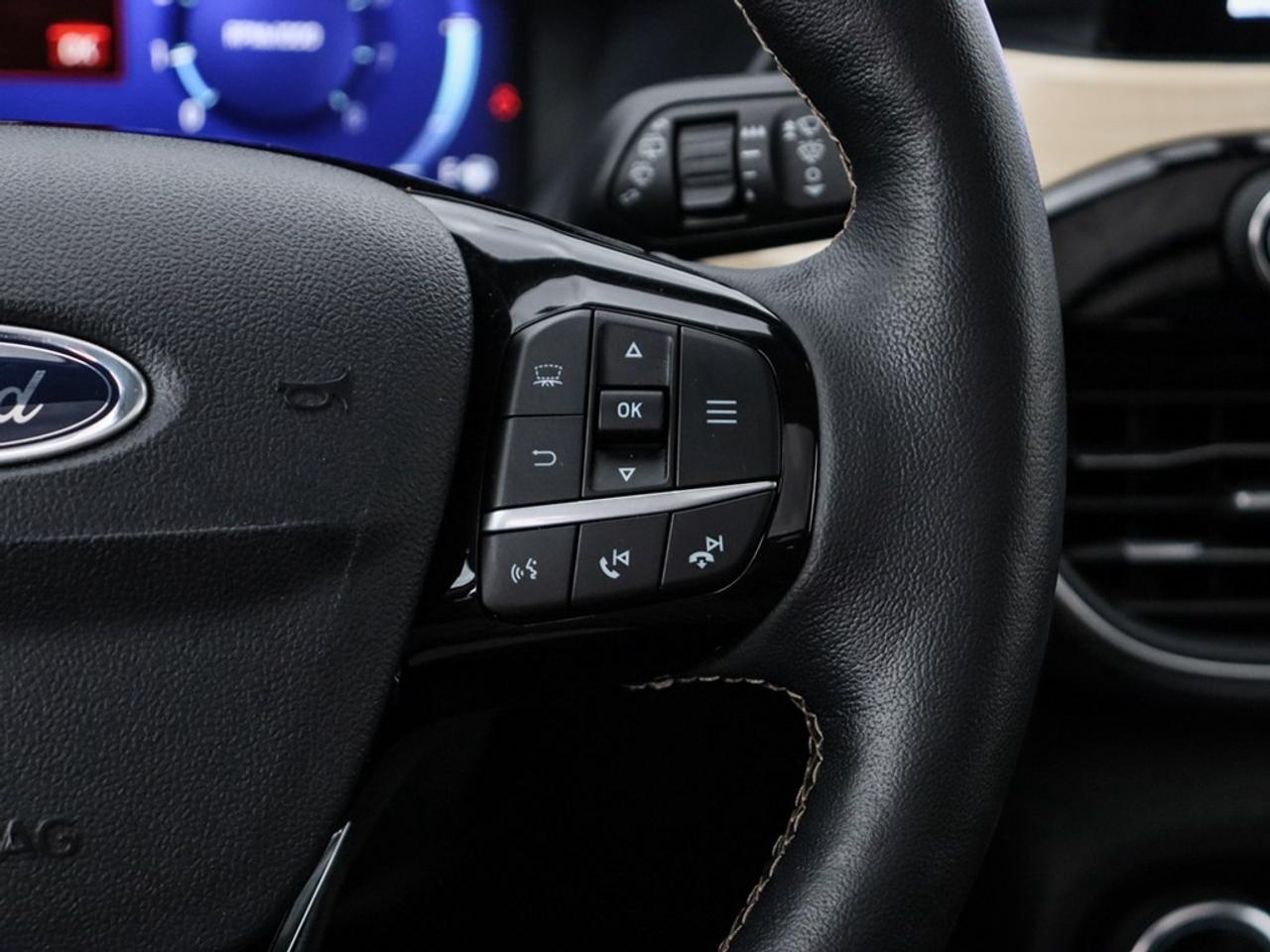 2022 Ford Escape Titanium | AWD | 2.0L | NAV |ELITE PKG |ROOF | TOW Photo