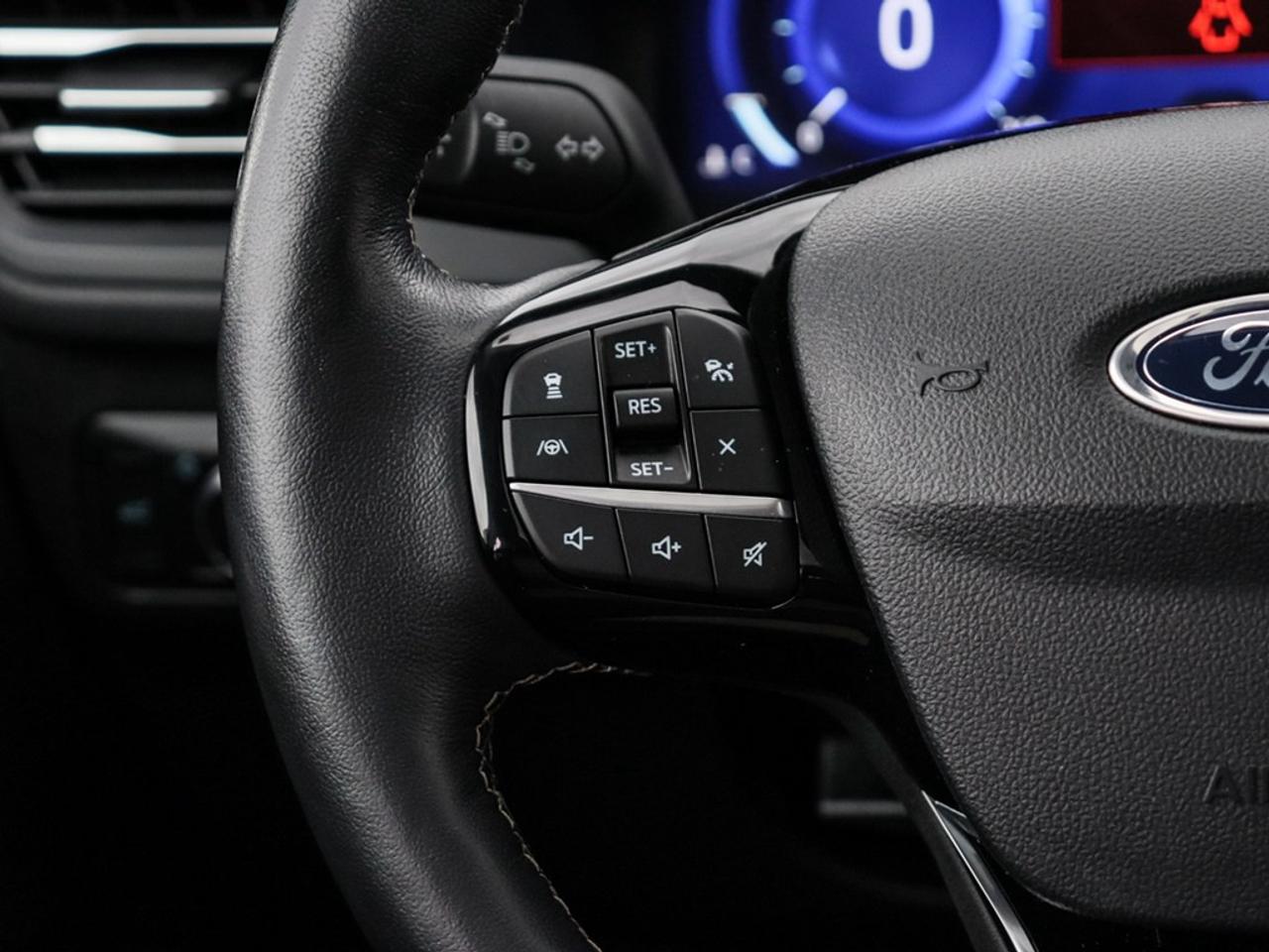2022 Ford Escape Titanium | AWD | 2.0L | NAV |ELITE PKG |ROOF | TOW Photo