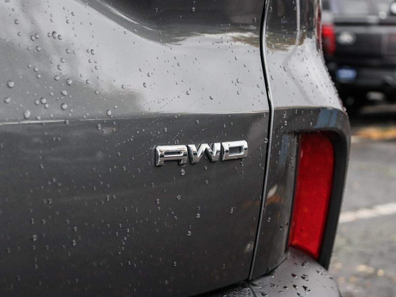 2022 Ford Escape Titanium | AWD | 2.0L | NAV |ELITE PKG |ROOF | TOW Photo