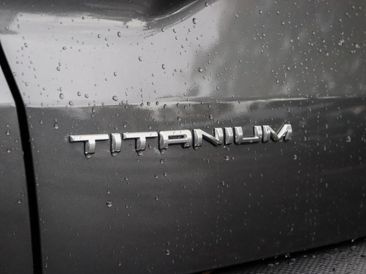 2022 Ford Escape Titanium | AWD | 2.0L | NAV |ELITE PKG |ROOF | TOW Photo