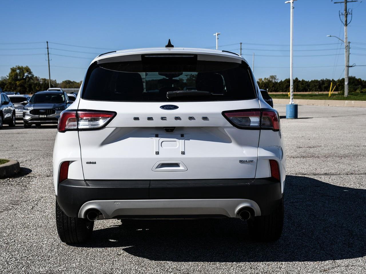 2022 Ford Escape HEATED SEATS | CRUISE CONTROL | LANE KEEPING Photo