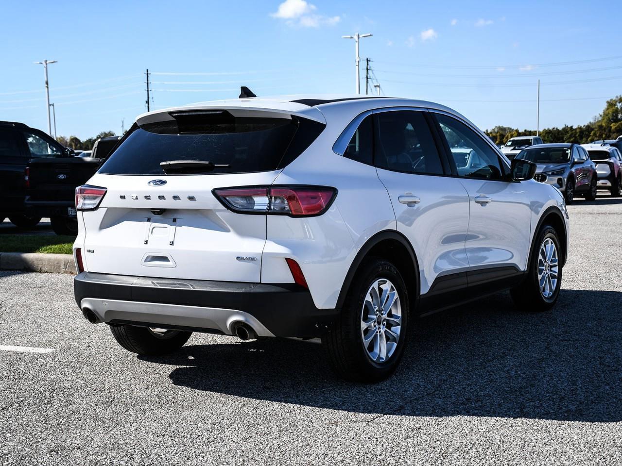 2022 Ford Escape HEATED SEATS | CRUISE CONTROL | LANE KEEPING Photo
