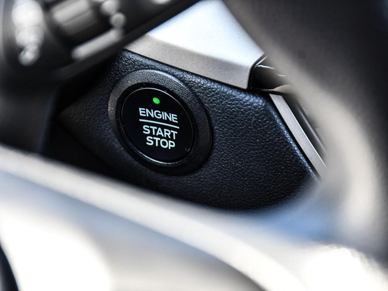 2022 Ford Escape HEATED SEATS | CRUISE CONTROL | LANE KEEPING Photo