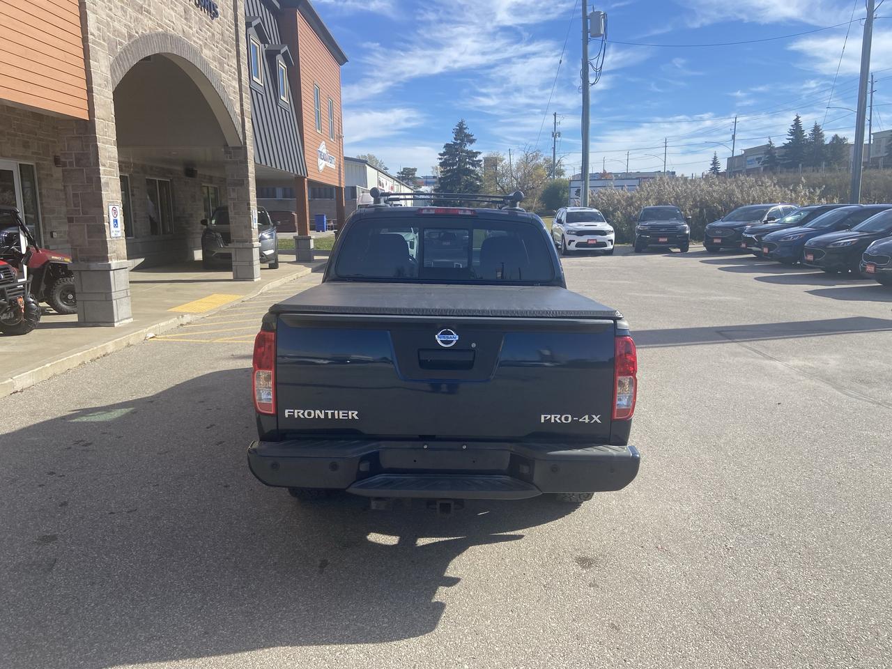 2016 Nissan Frontier Pro-4X Photo3