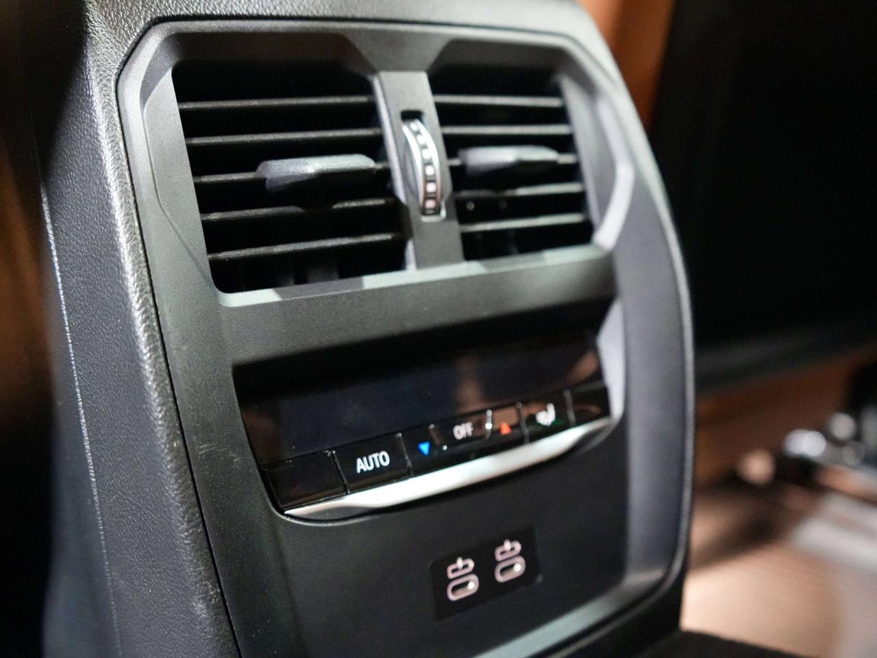 2022 BMW i4 M50|M PACKAGE|HUD|HARMAN|360CAM Photo