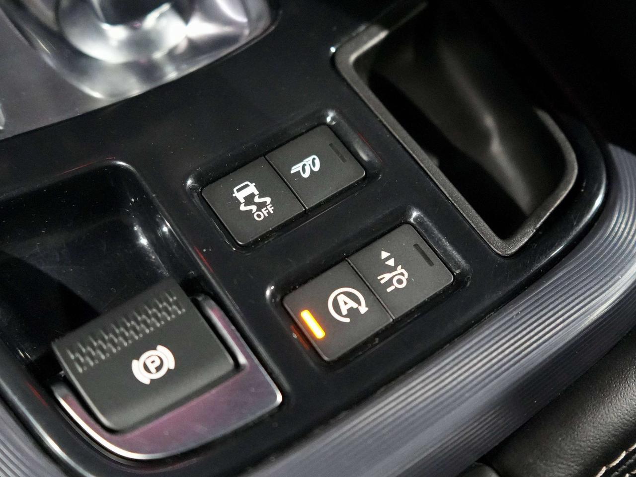 2018 Jaguar F-Type V8|R-Dynamic|NO ACCIDENT|MERIDIAN| Photo