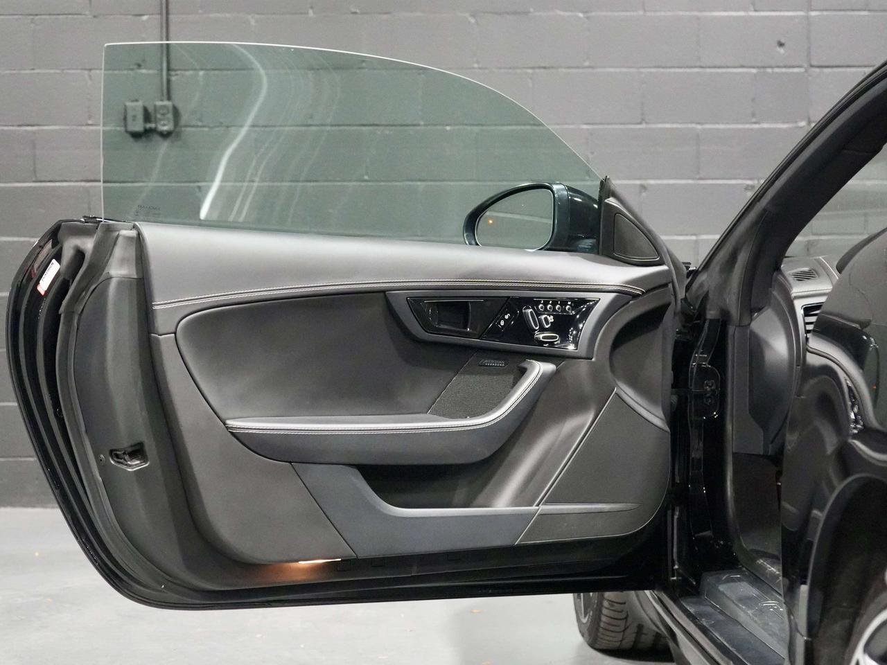 2018 Jaguar F-Type V8|R-Dynamic|NO ACCIDENT|MERIDIAN| Photo