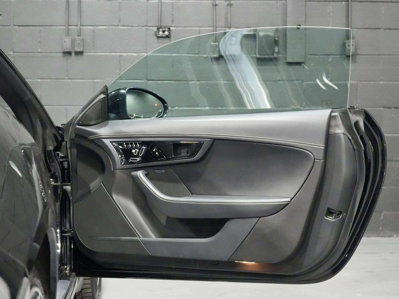 2018 Jaguar F-Type V8|R-Dynamic|NO ACCIDENT|MERIDIAN| Photo