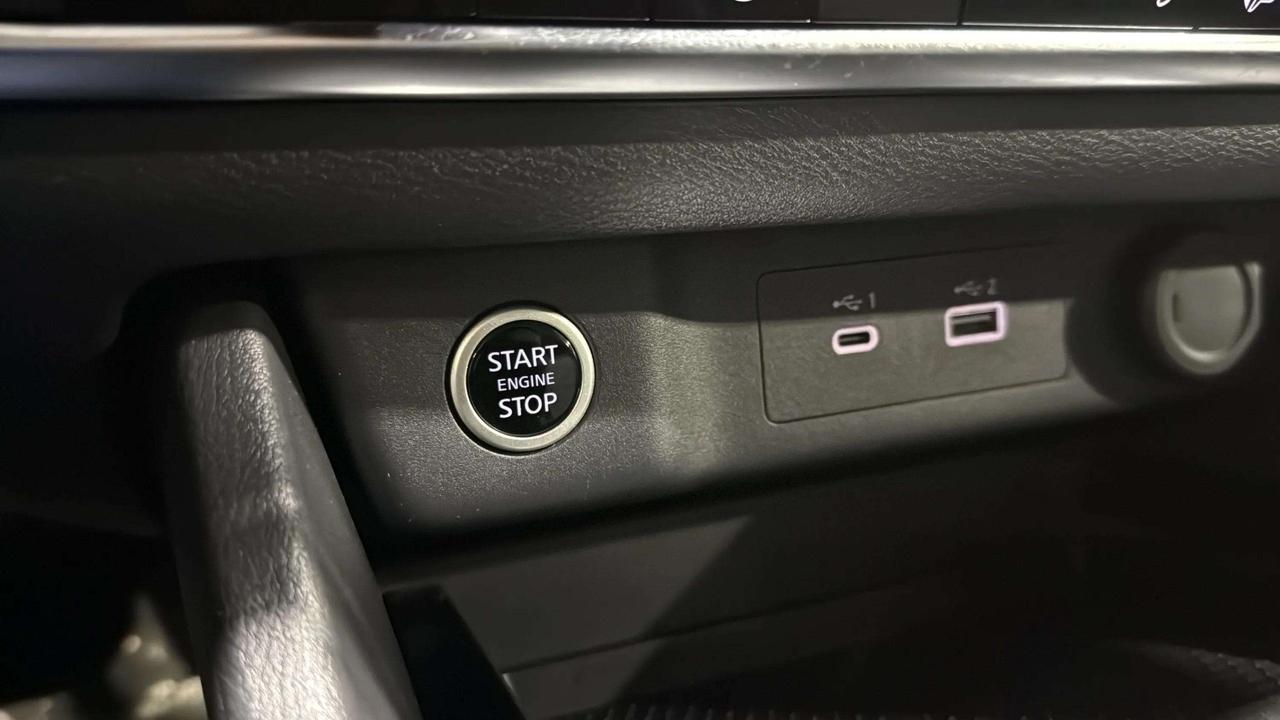 2023 Nissan Rogue SV| CLEAN CARFAX| BLIND SPOT| HTD SEATS| CARPLAY Photo
