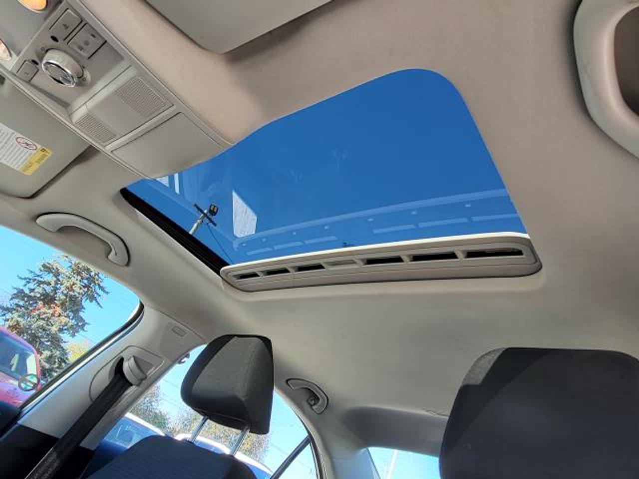 2015 Volkswagen Jetta Trendline Photo