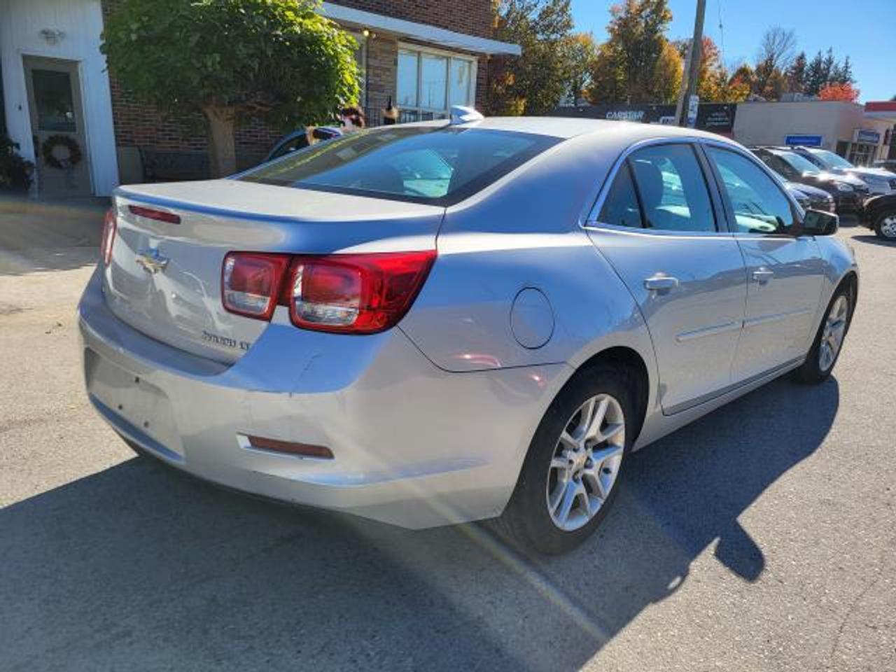 2015 Chevrolet Malibu 1LT Photo