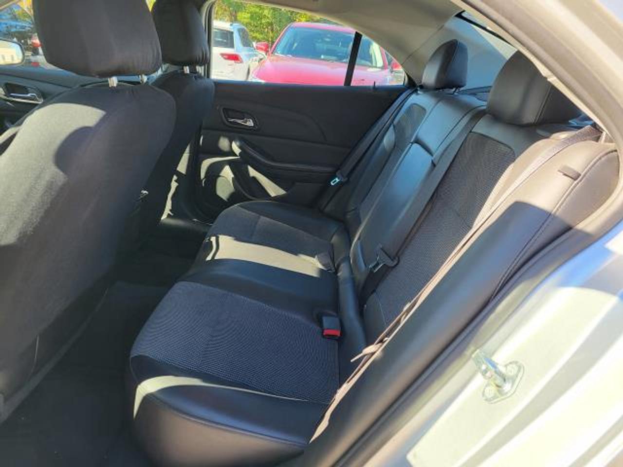 2015 Chevrolet Malibu 1LT Photo