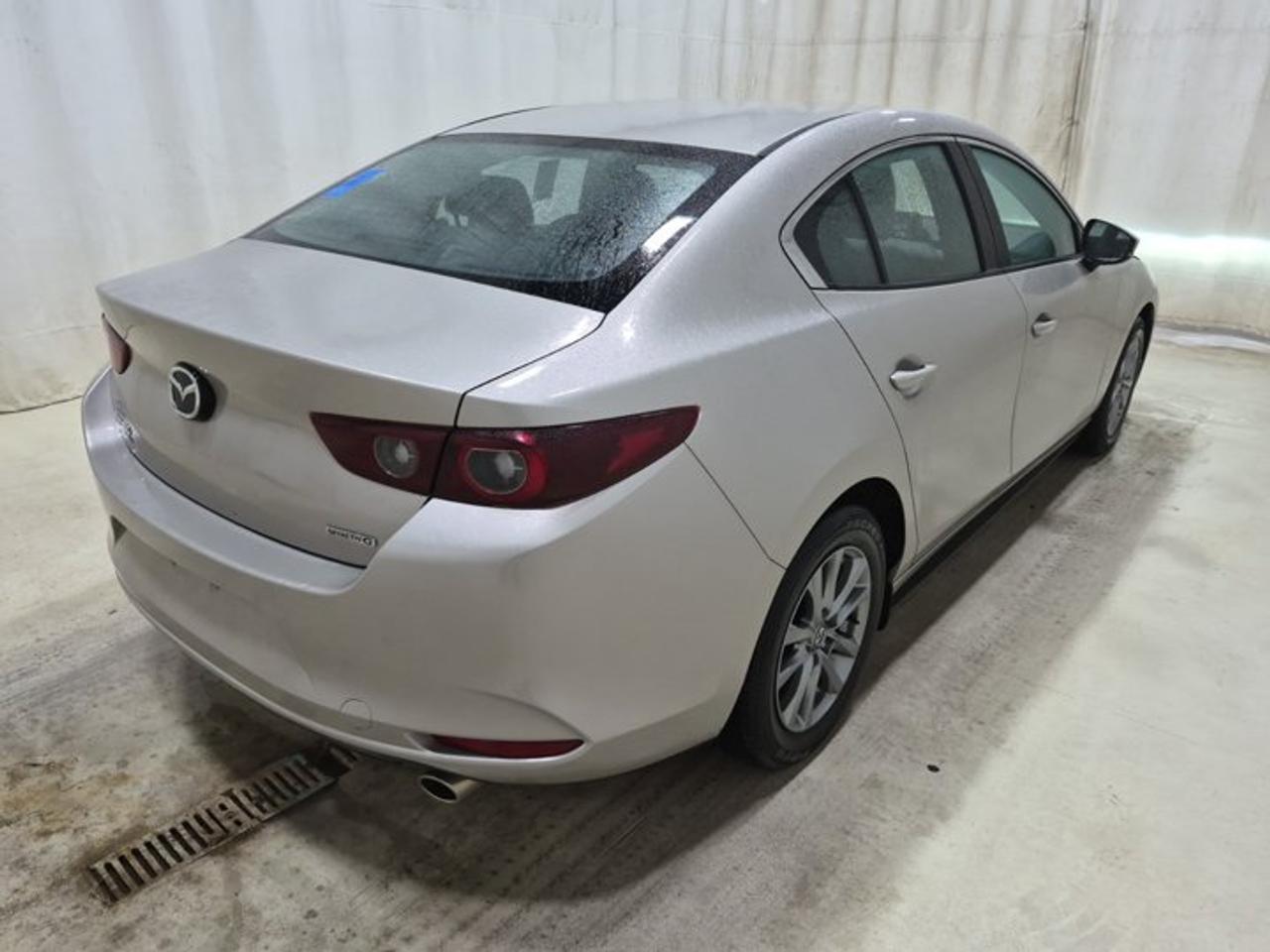 2024 Mazda MAZDA3 GS Luxury AWD | Leather | Heated Seats + Steering | Sunroof | Radar Cruise | Carplay and More ! Photo