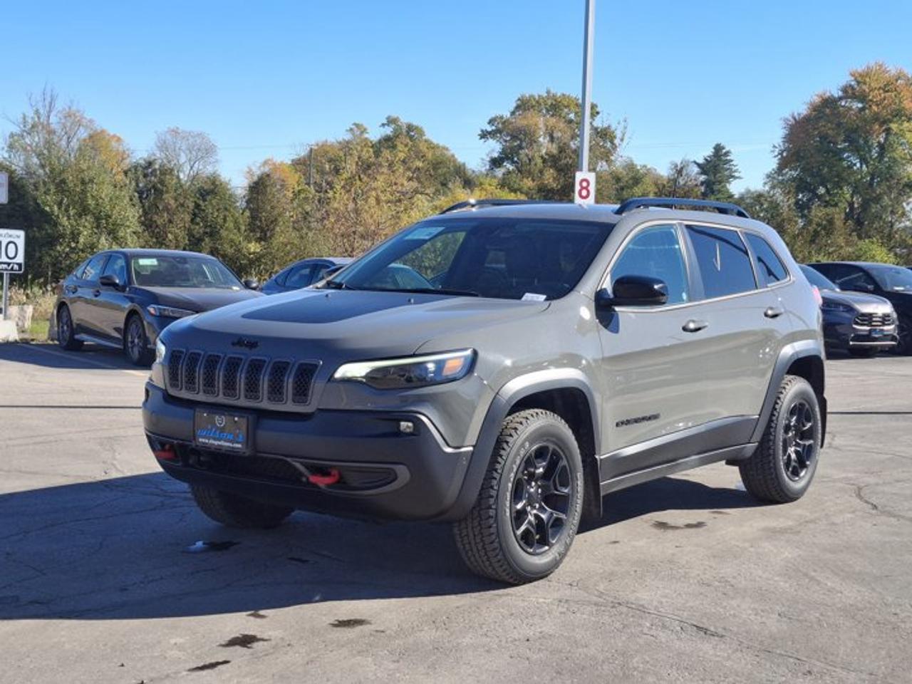 2023 Jeep Cherokee Trailhawk 4x4 | Leather | Navi | Heated + Ventilated Seats | Heated Steering | Power Liftgate & More Photo0