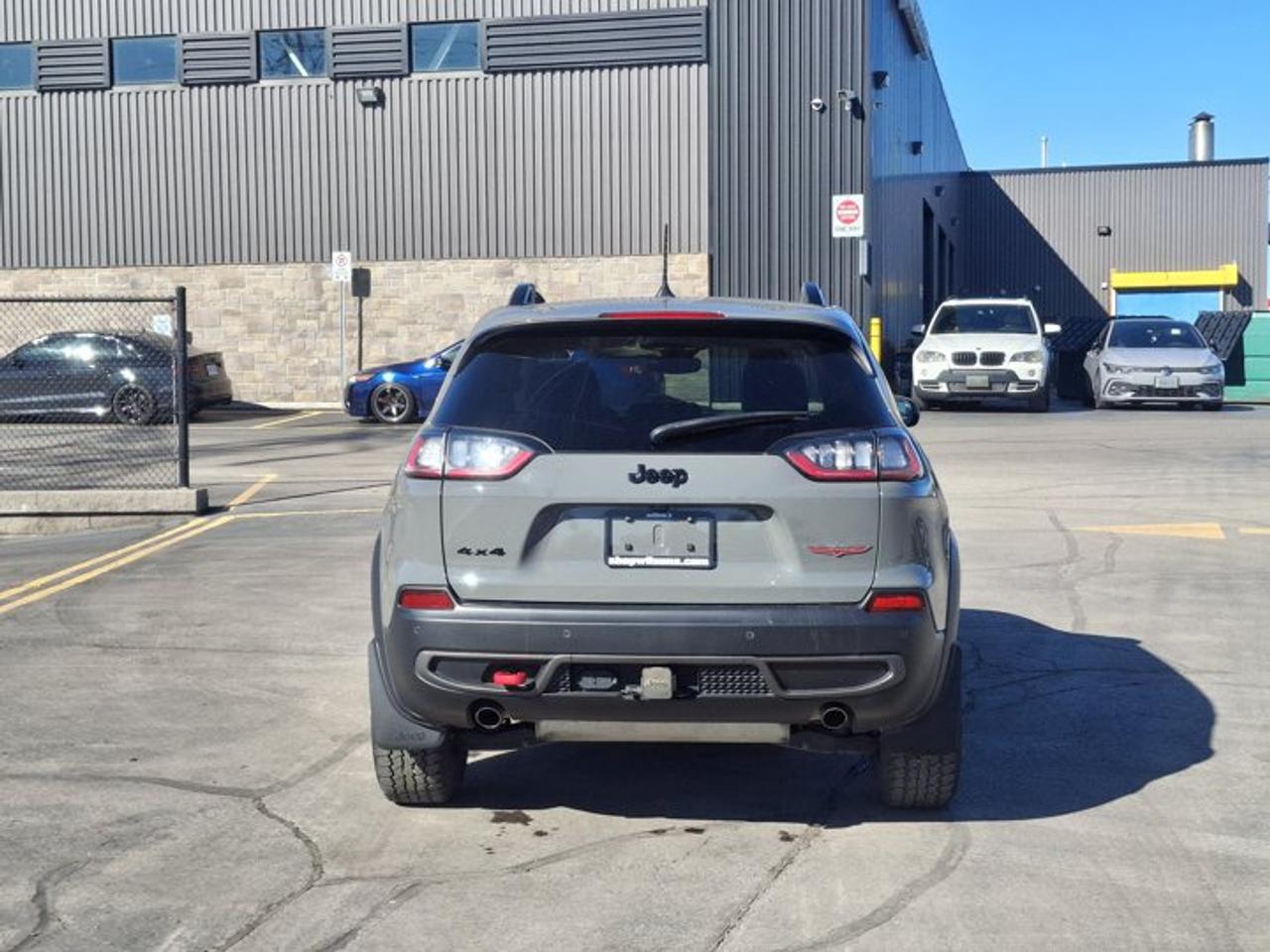 2023 Jeep Cherokee Trailhawk 4x4 | Leather | Navi | Heated + Ventilated Seats | Heated Steering | Power Liftgate & More Photo