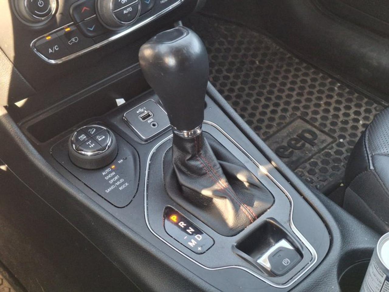2023 Jeep Cherokee Trailhawk 4x4 | Leather | Navi | Heated + Ventilated Seats | Heated Steering | Power Liftgate & More Photo