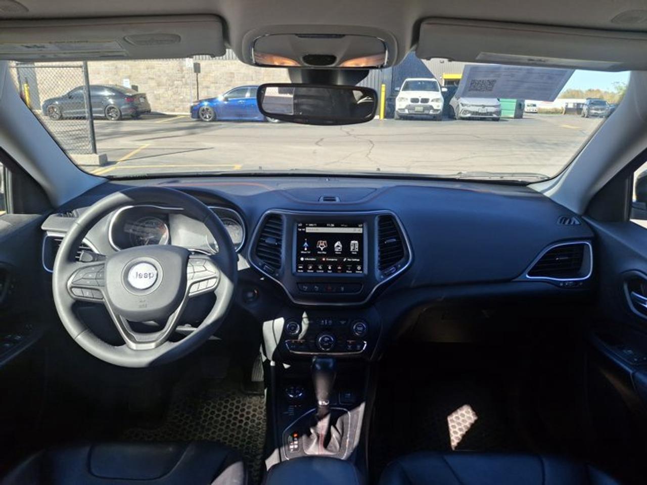 2023 Jeep Cherokee Trailhawk 4x4 | Leather | Navi | Heated + Ventilated Seats | Heated Steering | Power Liftgate & More Photo