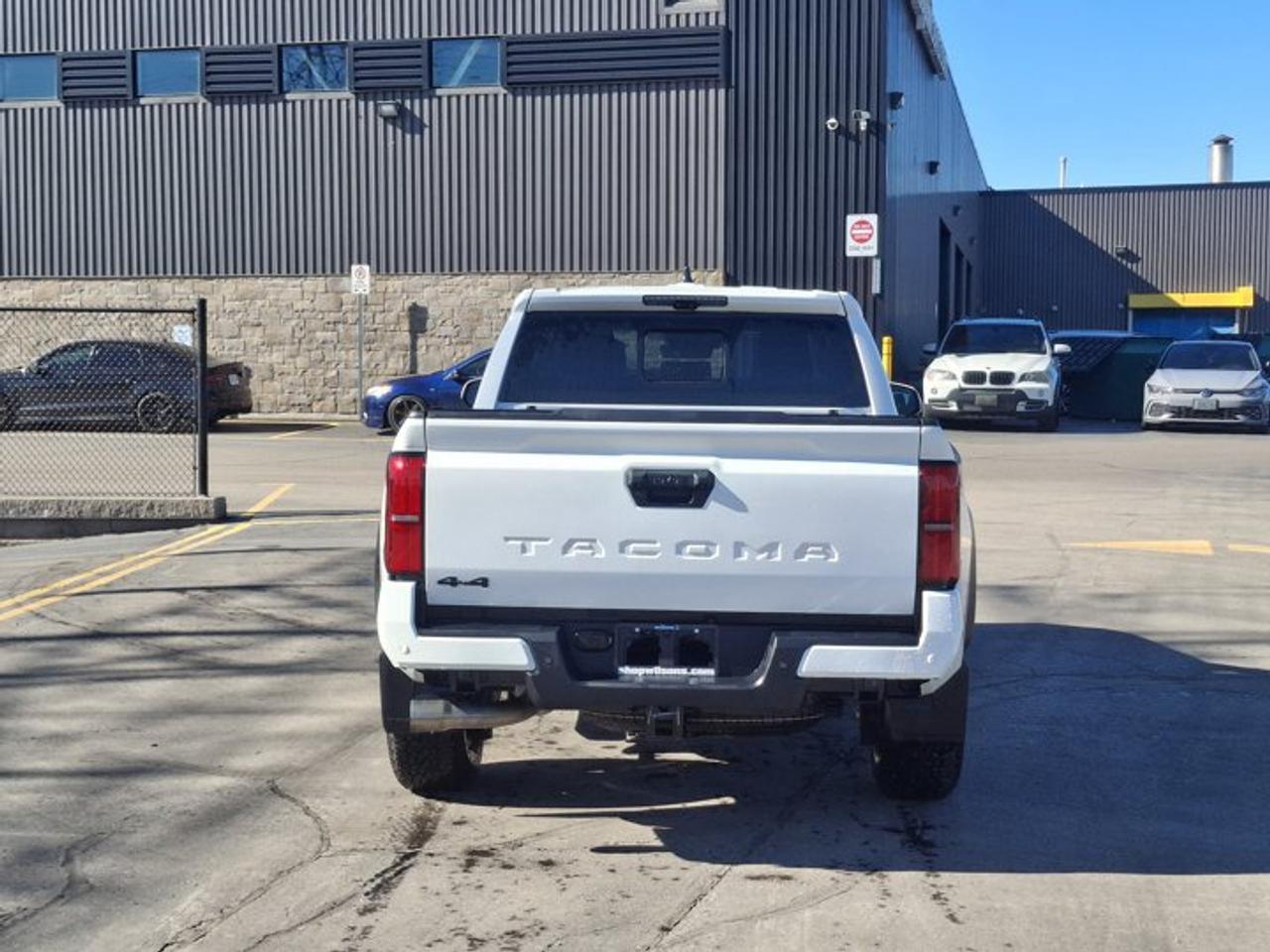 2025 Toyota Tacoma TRD Off Road Premium Double Cab 4X4 | Leather | Sunroof | 360 Cam | JBL Audio | Cooled Seats & More! Photo3