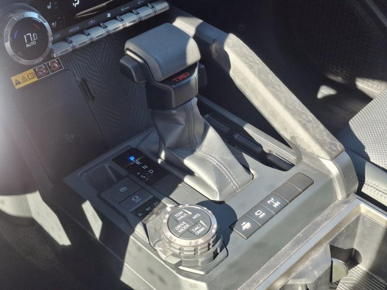 2025 Toyota Tacoma TRD Off Road Premium Double Cab 4X4 | Leather | Sunroof | 360 Cam | JBL Audio | Cooled Seats & More! Photo
