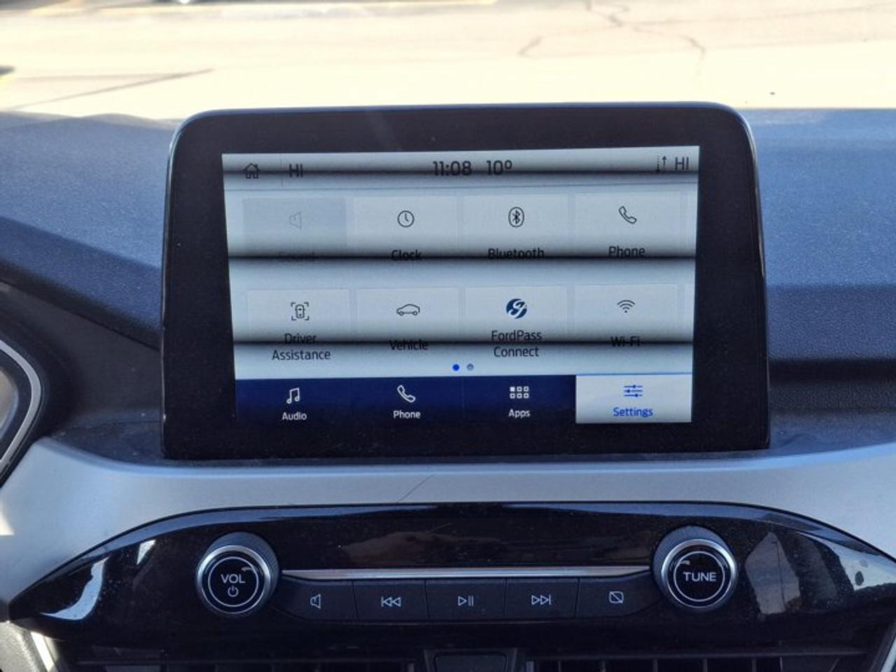 2022 Ford Escape SE AWD | Heated Seats + Steering | Power Liftgate | Remote Start | CarPlay + Android | and More ! Photo