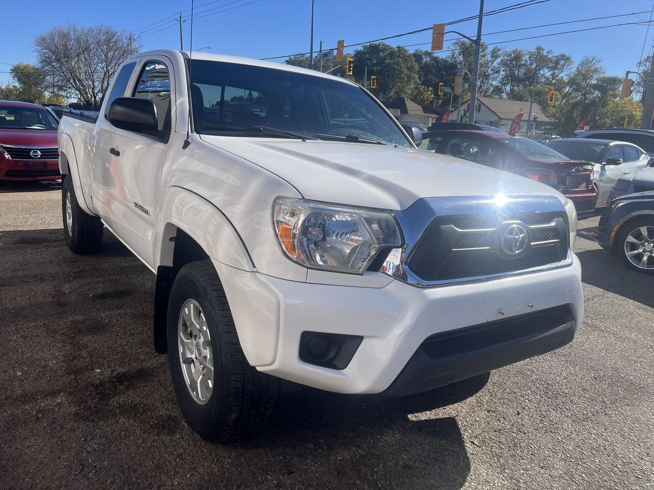 2012 Toyota Tacoma SR5 Photo