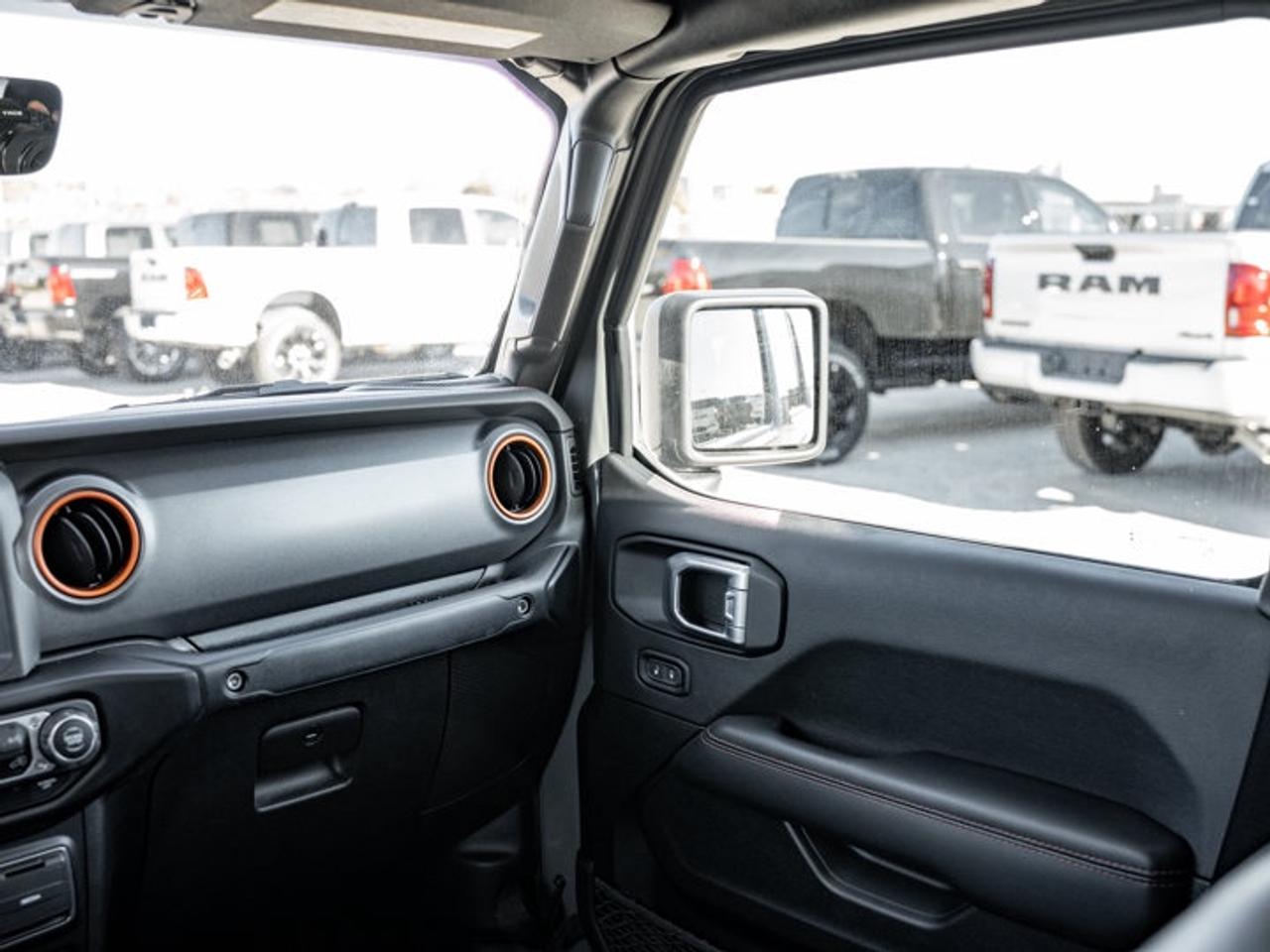2022 Jeep Gladiator Mojave Photo
