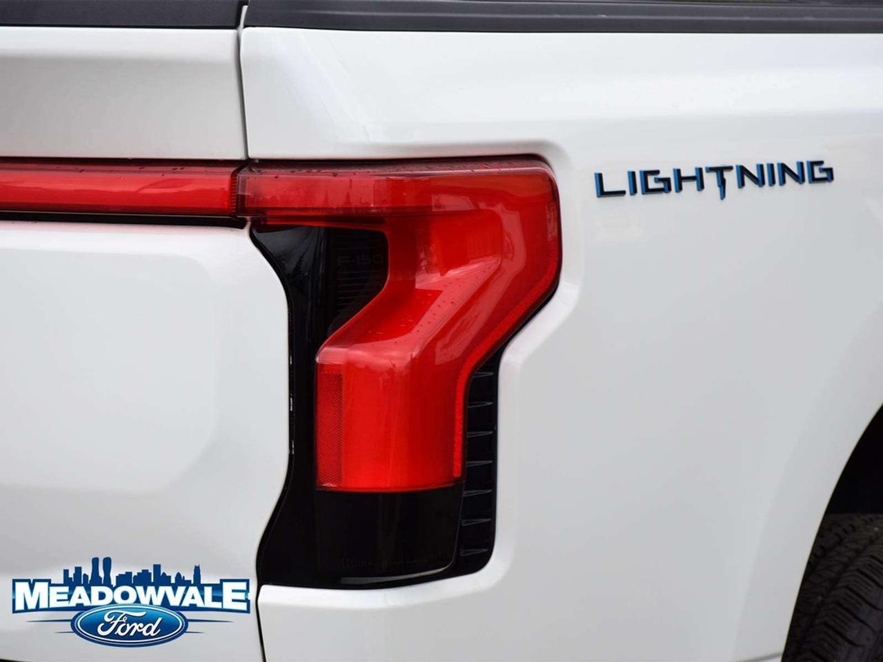 2023 Ford F-150 Lightning Lariat Photo