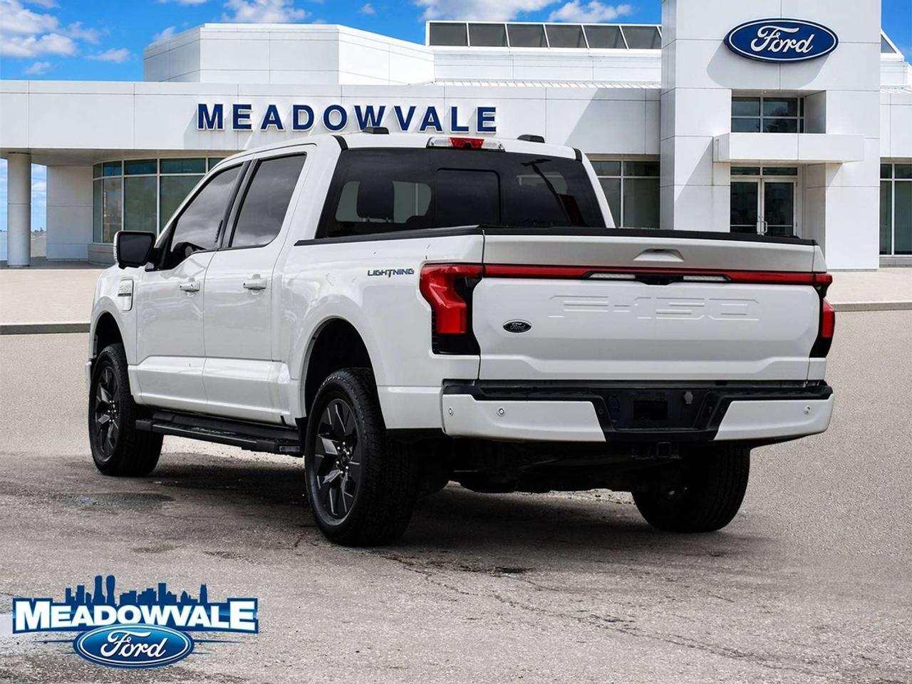 2023 Ford F-150 Lightning Lariat Photo