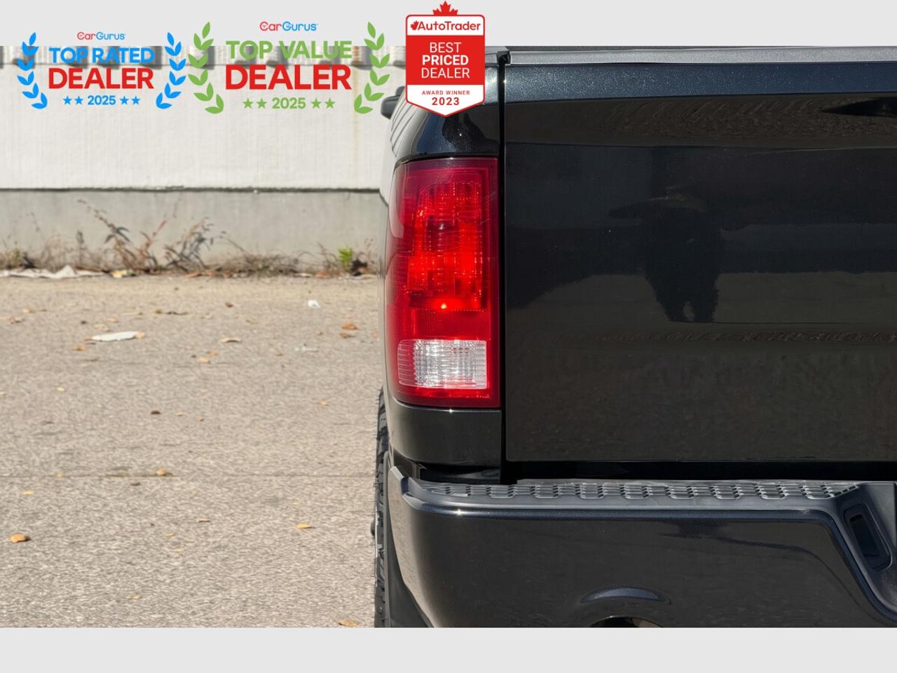2017 RAM 1500 BLACK EXPRESS | 5.7 V8 | REAR CAMERA Photo