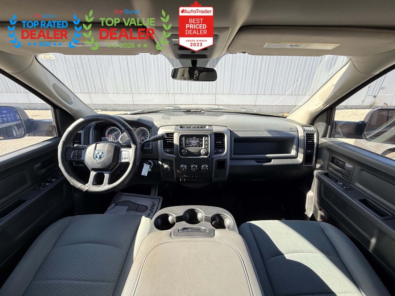2017 RAM 1500 BLACK EXPRESS | 5.7 V8 | REAR CAMERA Photo
