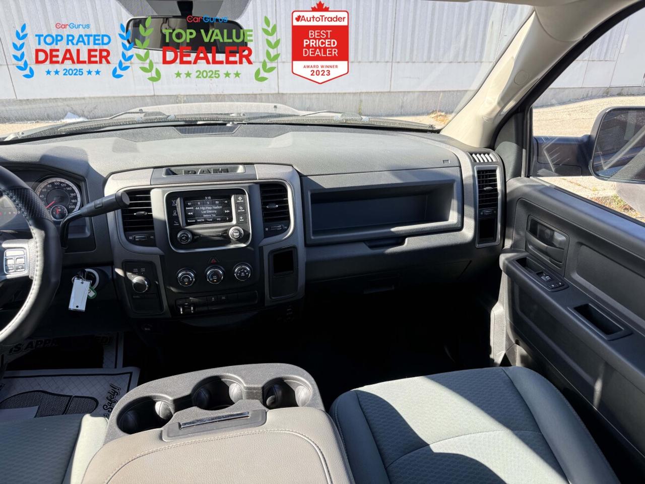 2017 RAM 1500 BLACK EXPRESS | 5.7 V8 | REAR CAMERA Photo