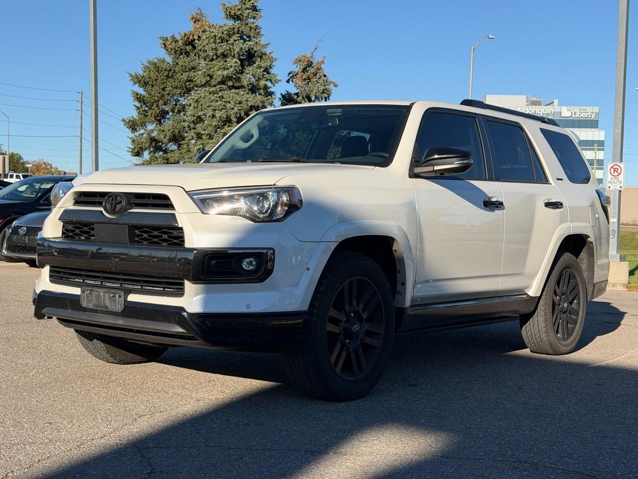 2021 Toyota 4Runner NIGHTSHADE|HEAT/VENT SEATS|NO ACCIDENT|1 OWNER Photo