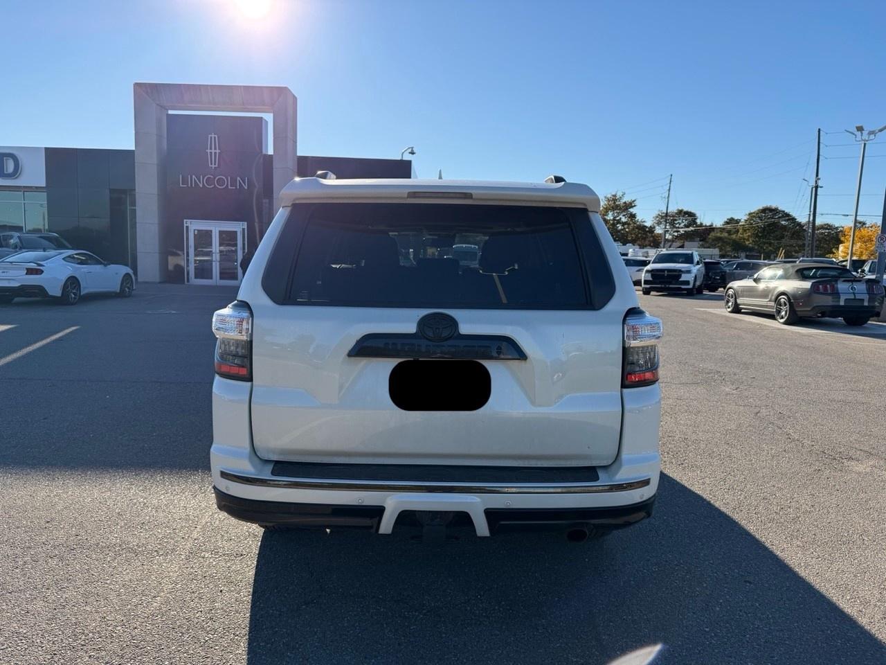 2021 Toyota 4Runner NIGHTSHADE|HEAT/VENT SEATS|NO ACCIDENT|1 OWNER Photo