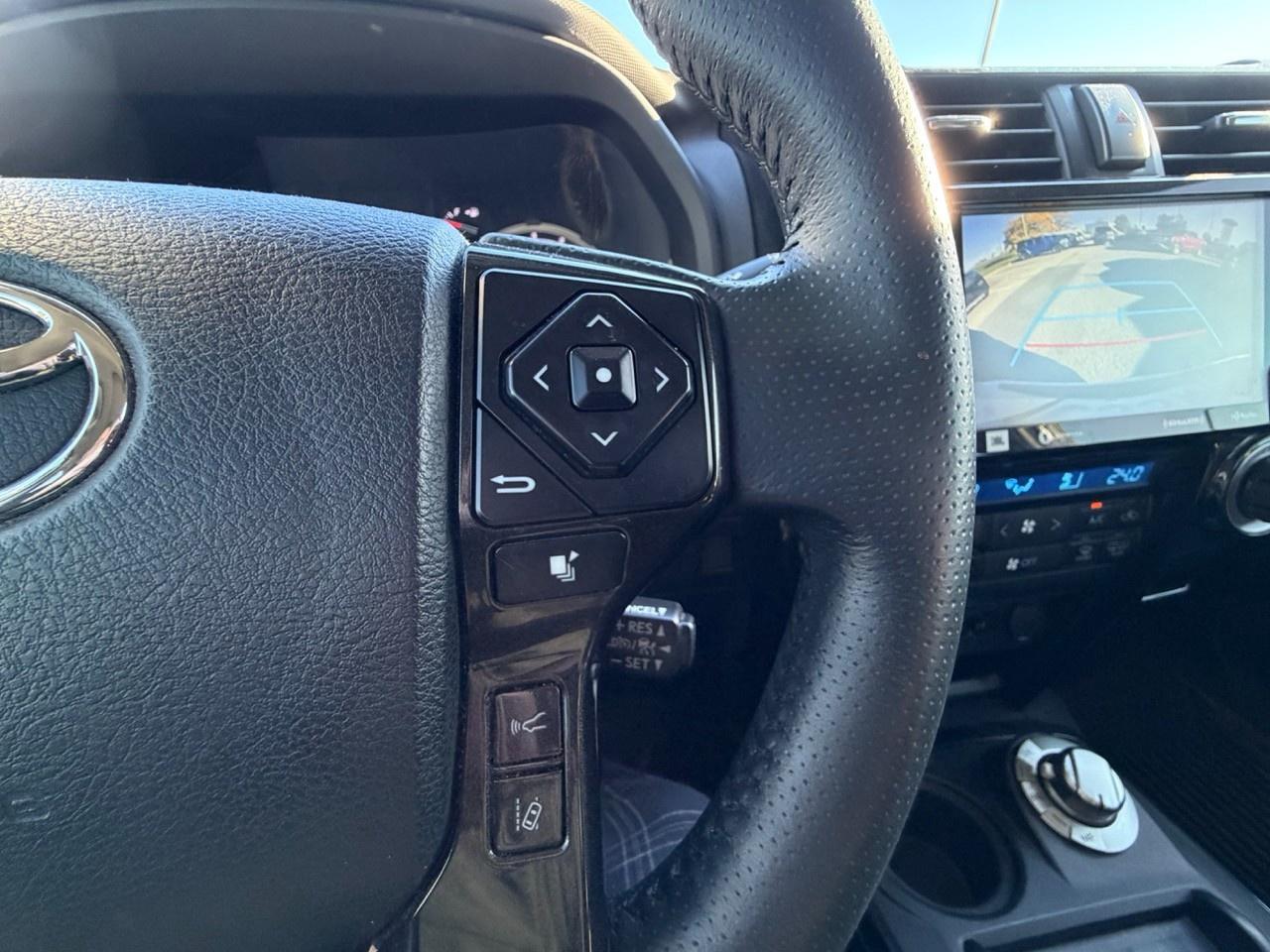 2021 Toyota 4Runner NIGHTSHADE|HEAT/VENT SEATS|NO ACCIDENT|1 OWNER Photo