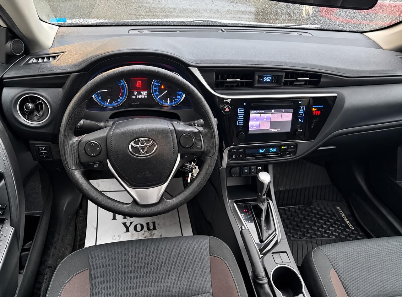 2019 Toyota Corolla SE CVT Photo