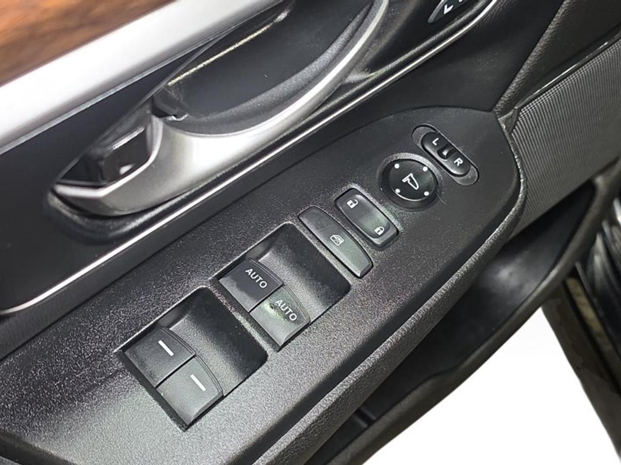 2022 Honda CR-V EX-L Photo