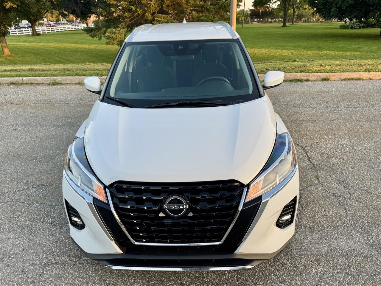 2025 Nissan Kicks SV -Certified Photo